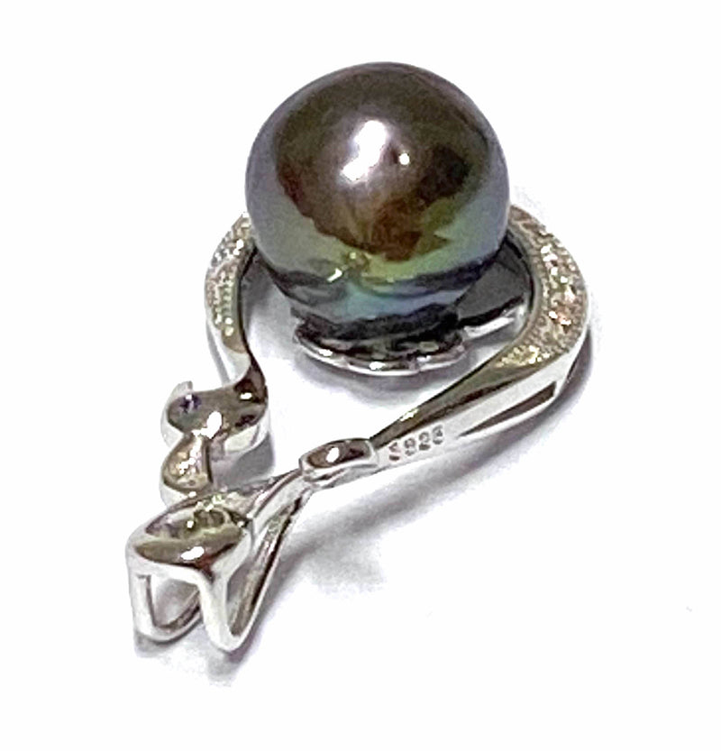 Round 10.2mm Natural Black Green Edison Cultured Pearl Pendant
