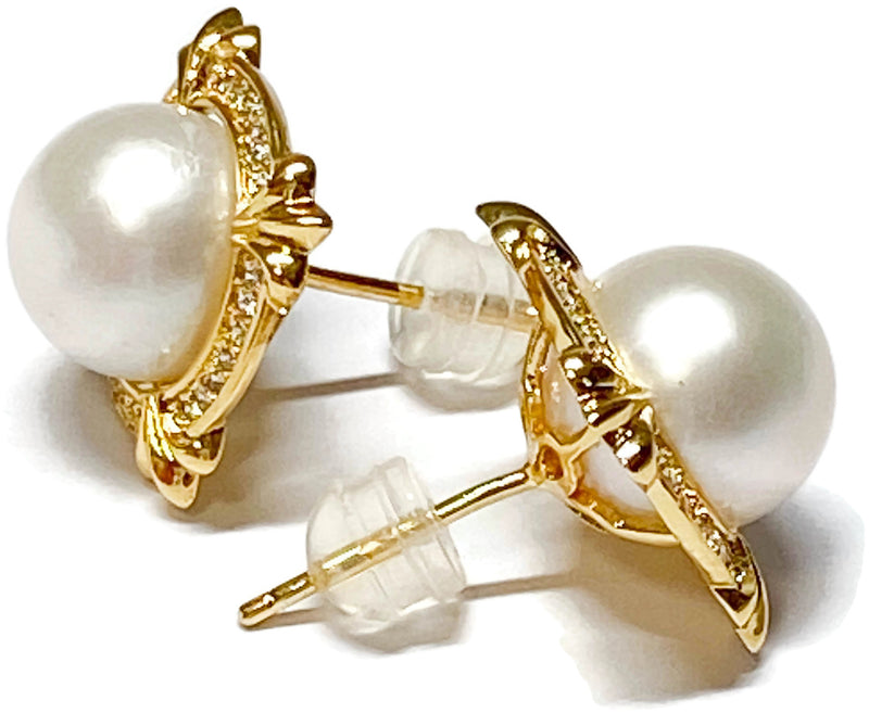 Classy 9 - 9.5mm Natural White Edison Round Cultured Pearl Earrings