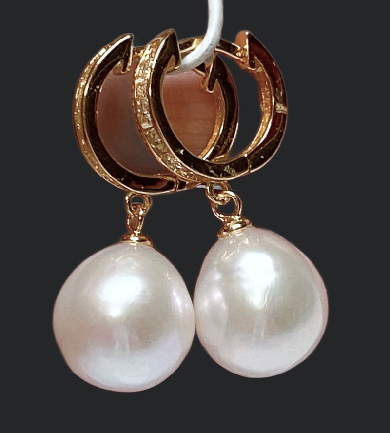 Gorgeous 9.5 - 10mm White Round Edison Dangle Clip-On Pearl Earrings