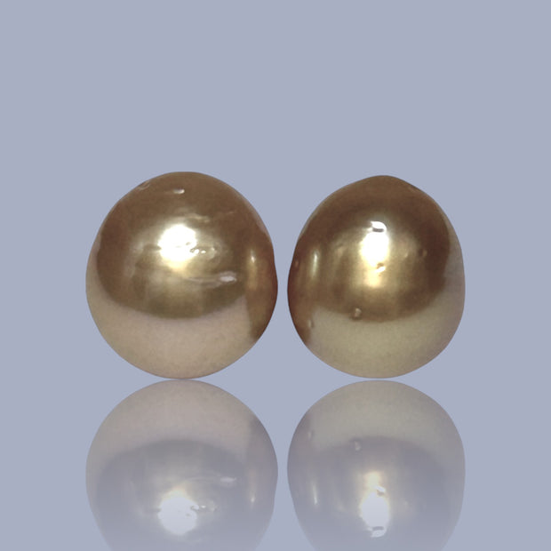 Oval A Pair11.2 x 12.4mm Deep Gold Philippines South Sea Loose Pearls