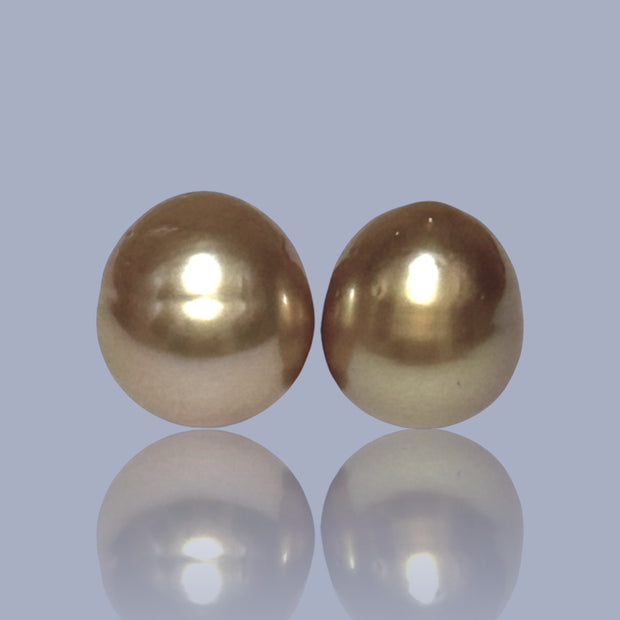 Oval A Pair11.2 x 12.4mm Deep Gold Philippines South Sea Loose Pearls