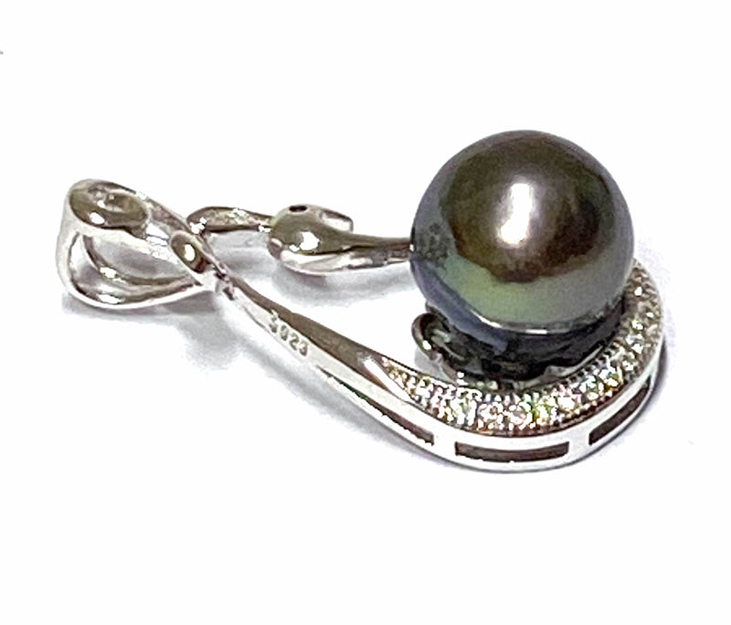 Round 10.2mm Natural Black Green Edison Cultured Pearl Pendant