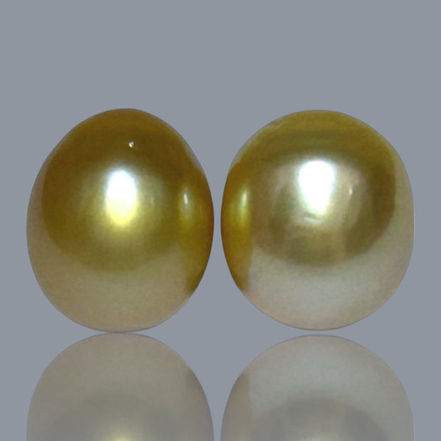 Oval A Pair 10 x 11.9mm 18.2 Carats Deep Gold South Sea Loose Pearl