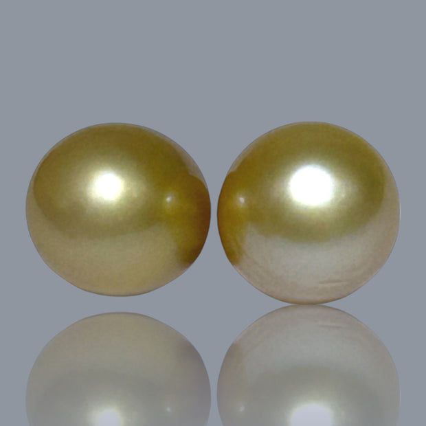 Oval A Pair 10 x 11.9mm 18.2 Carats Deep Gold South Sea Loose Pearl