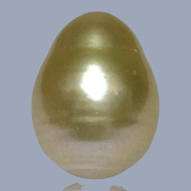 Oval Baroque 15.4 x 20.1mm 33 Carats Rich Gold South Sea Pearl