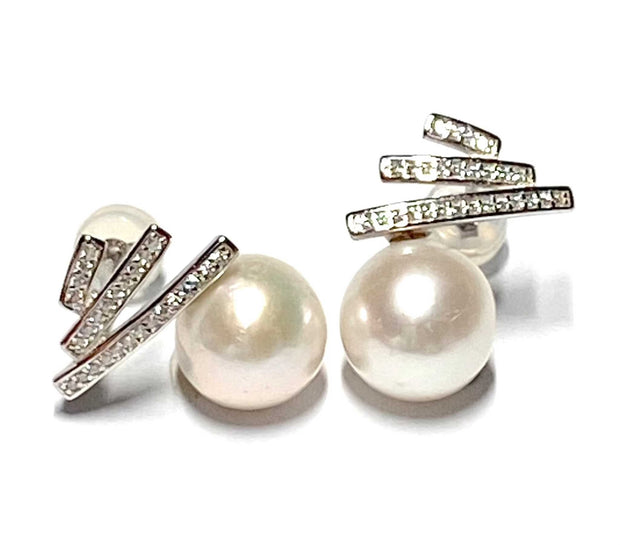 Charming White 9.2mm Round Edison Cultured Pearl Dangle Stud Earrings100% Authentic and Genuine! Best Gift For her! Exquisite 9.2mm Natural White Round Edison Cultured Pearl Dangle Handmade Earrings
PEARL INFORMATION

Pearl Type: PremEarringsFine JewelryThe Fine Pearls Jewelry2mm Round Edison Cultured Pearl Dangle Stud Earrings