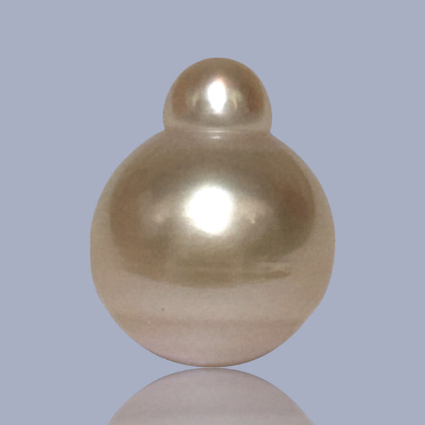 Alluring 26.5 Carat 15.1 x 18.7mm Gold Philippines Sea Loose Pearl