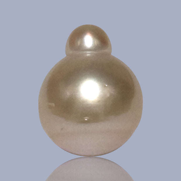 Alluring 26.5 Carat 15.1 x 18.7mm Gold Philippines Sea Loose Pearl