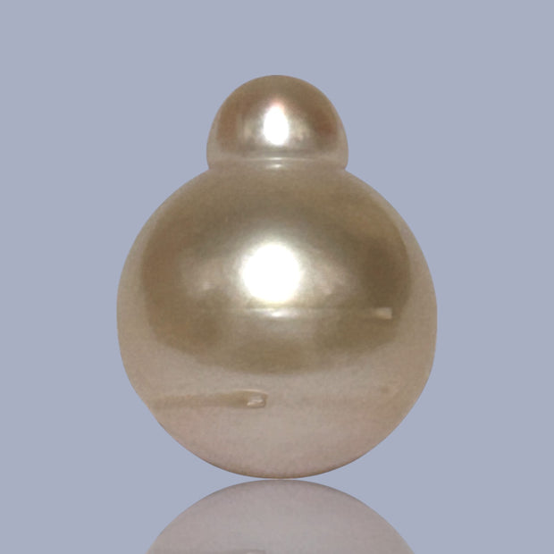 Alluring 26.5 Carat 15.1 x 18.7mm Gold Philippines Sea Loose Pearl