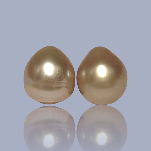 Giant A Pair 13.4 x 15mm 37.3 Carats Deep Gold South Sea Oval Pearl