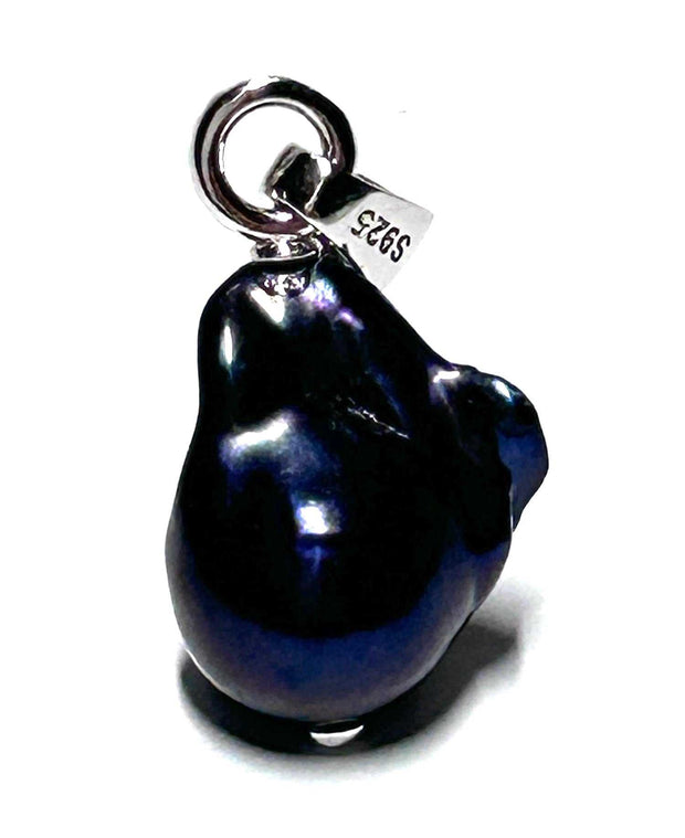 Giant 14 x 19mm Keshi Baroque Purple Black Blue Cultured Pearl Pendant100% Genuine and Authentic! RARE Giant 14 x 19mm 24 Carats Beautiful Purple Black Blue Baroque Keshi Kasumi Cultured Pearl Pendant / Best Gift For Her
PENDANT INFORMCharms & PendantsFine JewelryThe Fine Pearls Jewelry19mm Keshi Baroque Purple Black Blue Cultured Pearl Pendant