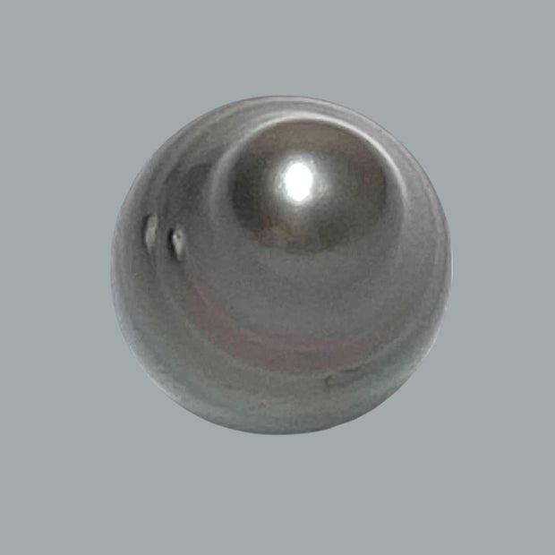 Oval 13.7 x 17.8mm 21.6 Carat Tahitian Peacock Grey Green Pearl