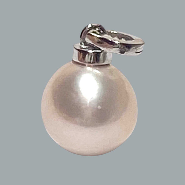 Classy 10.7 -11mm Edison White Pinkish Round Cultured Pearl Pendant