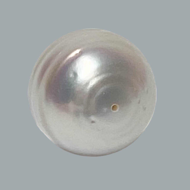 Fabulous 16.5 x 19.2mm 33.3 Carats White South Sea Pearl Loose