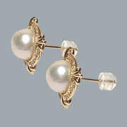 Shining 9 - 9.5mm Natural White Edison Round Cultured Pearl Earrings