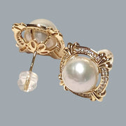 Shining 9 - 9.5mm Natural White Edison Round Cultured Pearl Earrings