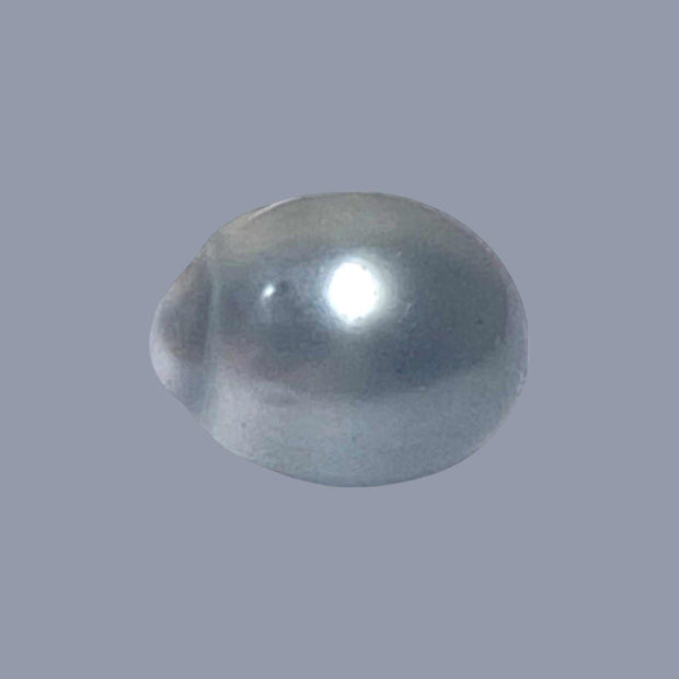 Oval 16.8 Carat 12.8 x 16.1mm Peacock Gray Tahitian Sea Pearl Loose