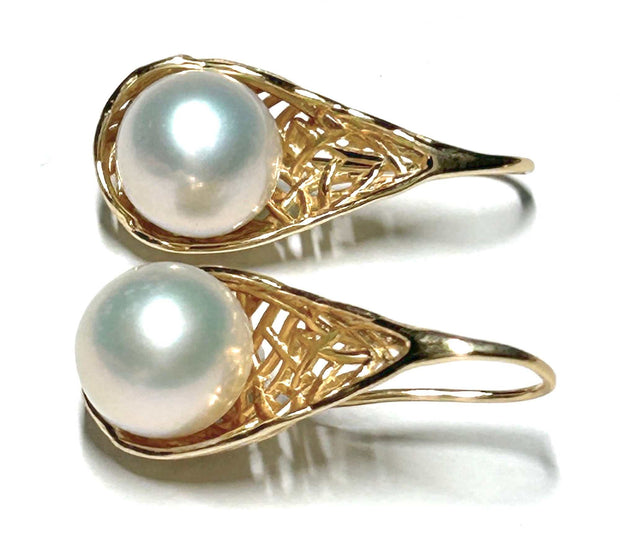 Gorgeous 9.5-10mm Edison White Round Cultured Pearl Dangle Earrings