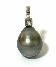 Oval 11.1 x 12.8mm Tahitian Sea Natural Peacock Gray Green Pearl Penda100% Genuine and Authentic! Gorgeous Oval Drop 11.1 x 12.8mm Tahitian South Sea  Natural Peacock Gray Green Overtone Cultured Pearl Handmade Pendant / Best Gift For Charms & PendantsFine JewelryThe Fine Pearls Jewelry8mm Tahitian Sea Natural Peacock Gray Green Pearl Pendant