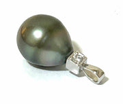 Oval 11.1 x 12.8mm Tahitian Sea Natural Peacock Gray Green Pearl Penda100% Genuine and Authentic! Gorgeous Oval Drop 11.1 x 12.8mm Tahitian South Sea  Natural Peacock Gray Green Overtone Cultured Pearl Handmade Pendant / Best Gift For Charms & PendantsFine JewelryThe Fine Pearls Jewelry8mm Tahitian Sea Natural Peacock Gray Green Pearl Pendant