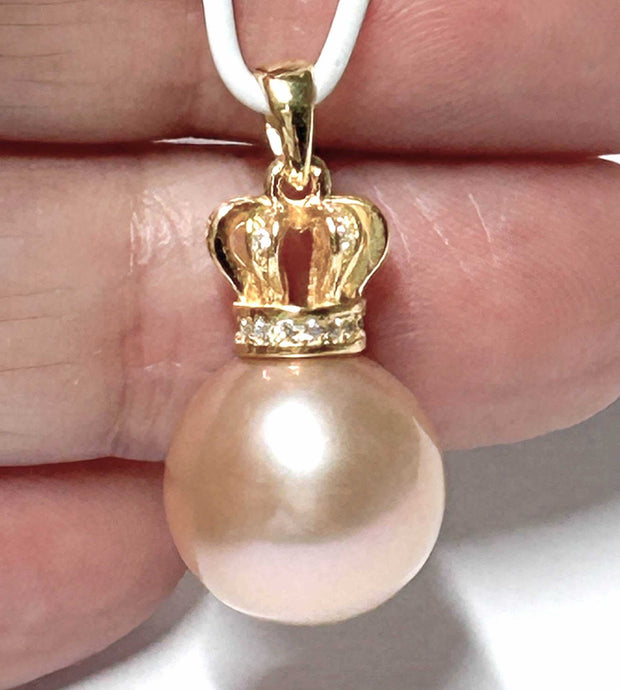 Crown Bail Round 11.7mm Edison Purple Rose Pink Cultured Pearl Pendant100% Genuine and Authentic! Best Gift for Her! Gorgeous Round 11.7mm Edison Natural Purple Rose Pink Color 5A Luster Cultured Pearl Vintage Pendant
PENDANT INFORMATICharms & PendantsFine JewelryThe Fine Pearls Jewelry7mm Edison Purple Rose Pink Cultured Pearl Pendant