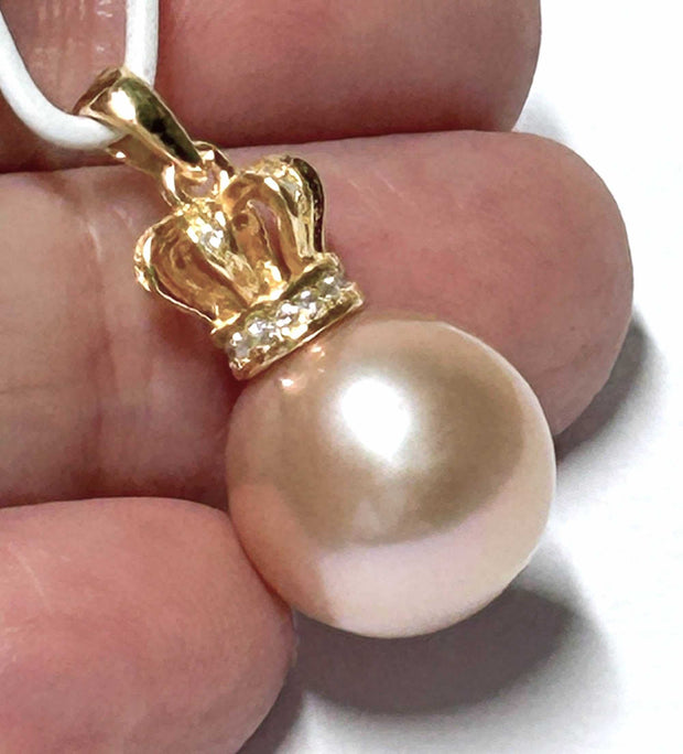 Crown Bail Round 11.7mm Edison Purple Rose Pink Cultured Pearl Pendant100% Genuine and Authentic! Best Gift for Her! Gorgeous Round 11.7mm Edison Natural Purple Rose Pink Color 5A Luster Cultured Pearl Vintage Pendant
PENDANT INFORMATICharms & PendantsFine JewelryThe Fine Pearls Jewelry7mm Edison Purple Rose Pink Cultured Pearl Pendant