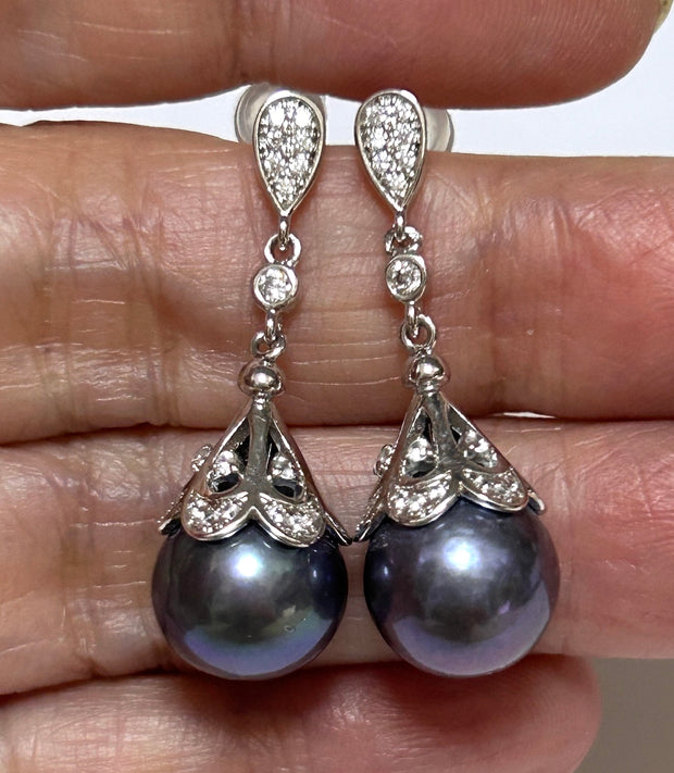 Elegant 10.5-11mm Round Edison Purple Black Cultured Pearl Earrings