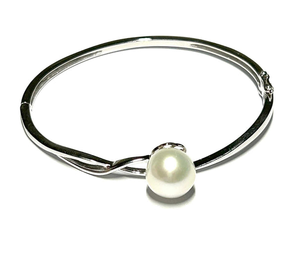 Premier 10.5 - 11mm White Edison Cultured Round Pearl 7 - 7.5" BangleFabulous Natural White Round 10.5 - 11mm Edison Cultured Excellent High Luster Pearl 7 - 7.5" Handmade Bangle / Best Gift For Her / Christmas GiftPEARL INFORMATIONPeBraceletsFine JewelryThe Fine Pearls Jewelry5 - 11mm White Edison Cultured Round Pearl 7 - 7