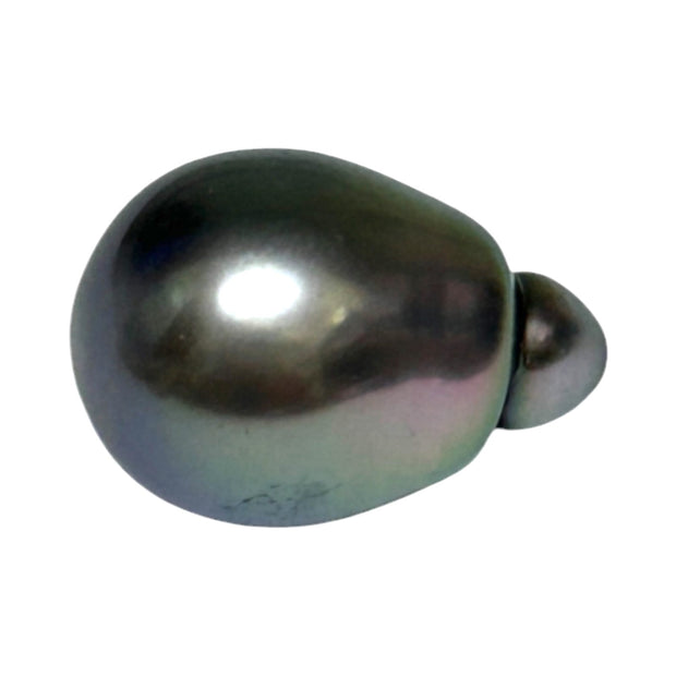 Lustrous 15.8 Carats 12.2 x 17.4mm Tahitian Peacock Gray Green Pearl