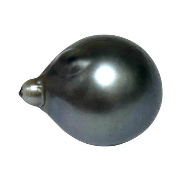 Peacock Middle Gray 13.8 x 17.6mm 21.4 Carats Tahitian South Sea Pearl