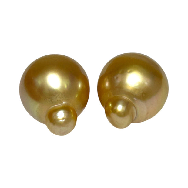 Huge A Pair 13.2 x 16mm 36.2 Carats Deep Gold South Sea Loose Pearl