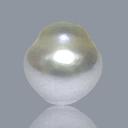 Baroque 13.3 x 14.1mm 17 Carats Australian South Sea White Pearl Loose