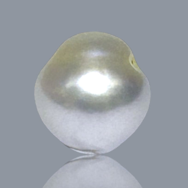 Baroque 13.3 x 14.1mm 17 Carats Australian South Sea White Pearl Loose