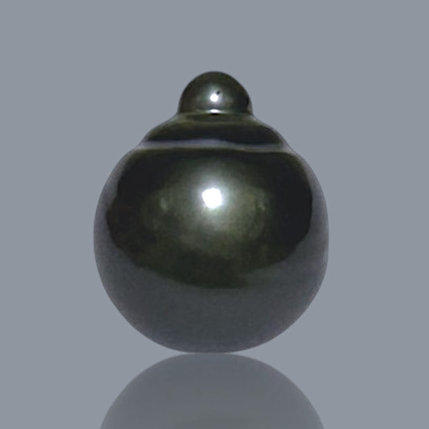 Delicate 14.1 x 17mm Tahitian South Sea Peacock Black Loose Pearl