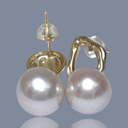 Fantastic 10.6 - 10.8mm Baby Pink Round Edison Cultured Pearl Earrings - Elegant and Luxurious Fine Jewelry for Women