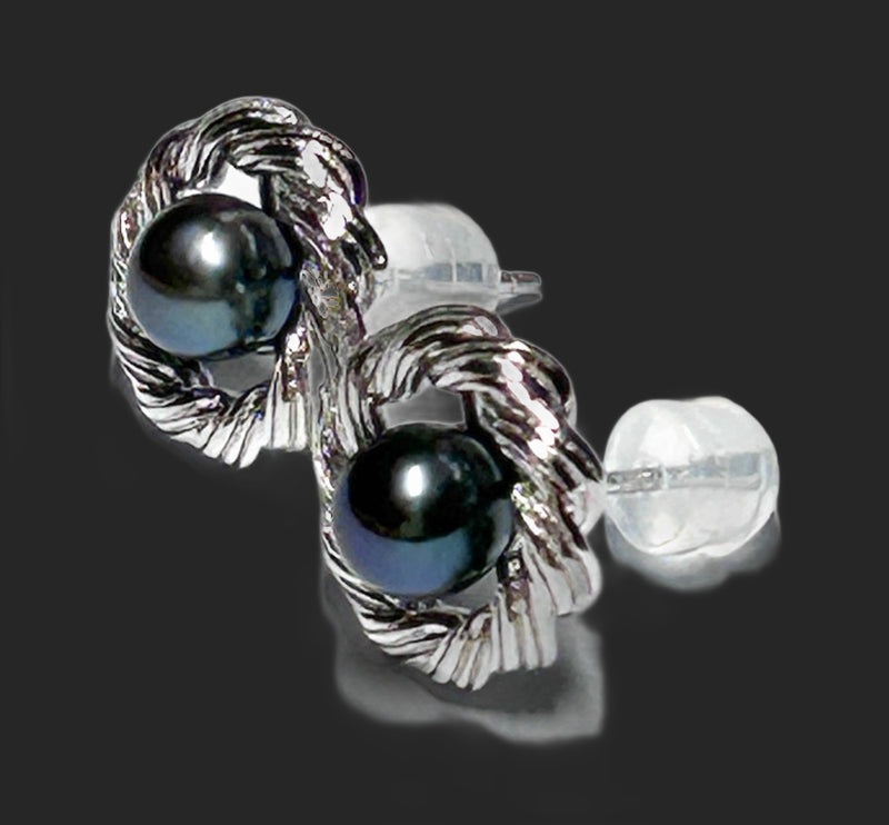 Black Blue 5.5mm Japanese Akoya Saltwater Round Pearl Stud Earrings