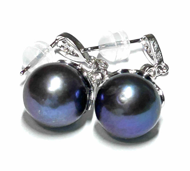 Round Edison 10 -10.5mm Purple Black Blue Pearl Dangle EarringsGorgeous 10 -10.5mm Edison Natural Purple Black Blue Cultured Round Pearl Handmade Dangle Earrings / Best For Gift
PEARL INFORMATION

Pearl Type: Genuine Edison CultEarringsFine JewelryThe Fine Pearls Jewelry5mm Purple Black Blue Pearl Dangle Earrings