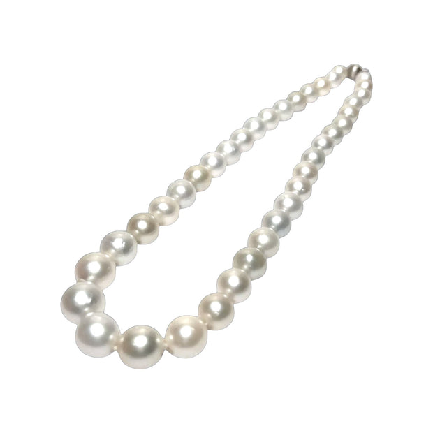 5A Round 8.6 - 12.8mm South Sea White Cultured 38 Pearls 18" Strand