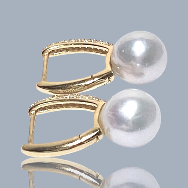 Stunning 9-9.5mm Round Edison Natural White Pearl Clip-On Earring