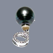 Drop 11.7 x 14.5mm Tahitian Natural Peacock Gray Green Pearl Pendant