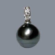 Oval Round 12.2mm Tahitian Sea Peacock Black Green Pearl Pendant