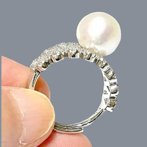 White 10 - 10.5mm Edison Round Cultured Pearl Solid Ring, Size 6