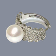 White 10 - 10.5mm Edison Round Cultured Pearl Solid Ring, Size 6