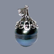 Oval 11.5 x 13mm Tahitian South Sea Peacock Black Green Pearl Pendant