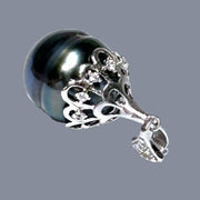 Oval 11.5 x 13mm Tahitian South Sea Peacock Black Green Pearl Pendant