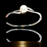 Elegant 10 - 10.5mm White Edison Cultured Round Pearl 7 - 7.5" Bangle