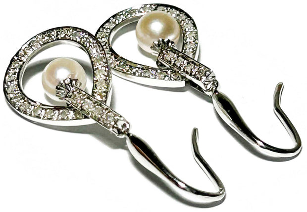 Solid 14k White Gold 0.27 cts Diamond Akoya White Pearl Dangle EarringGorgeous Solid 14K White Gold 0.27 Carats Natural Diamond Japanese Akoya Saltwater Cultured Pearl Dangle Hook Earrings / Best Gift For HerPEARL INFORMATION:Pearl TypEarringsFine JewelryThe Fine Pearls Jewelry27 cts Diamond Akoya White Pearl Dangle Earrings